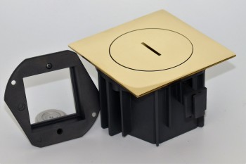 SQUARE arpi inbouwdoos ip66 zonder functionaliteit afwerking polished brass