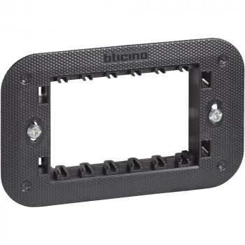 BTICINO living now support à vis 3 modules avec coque de protection